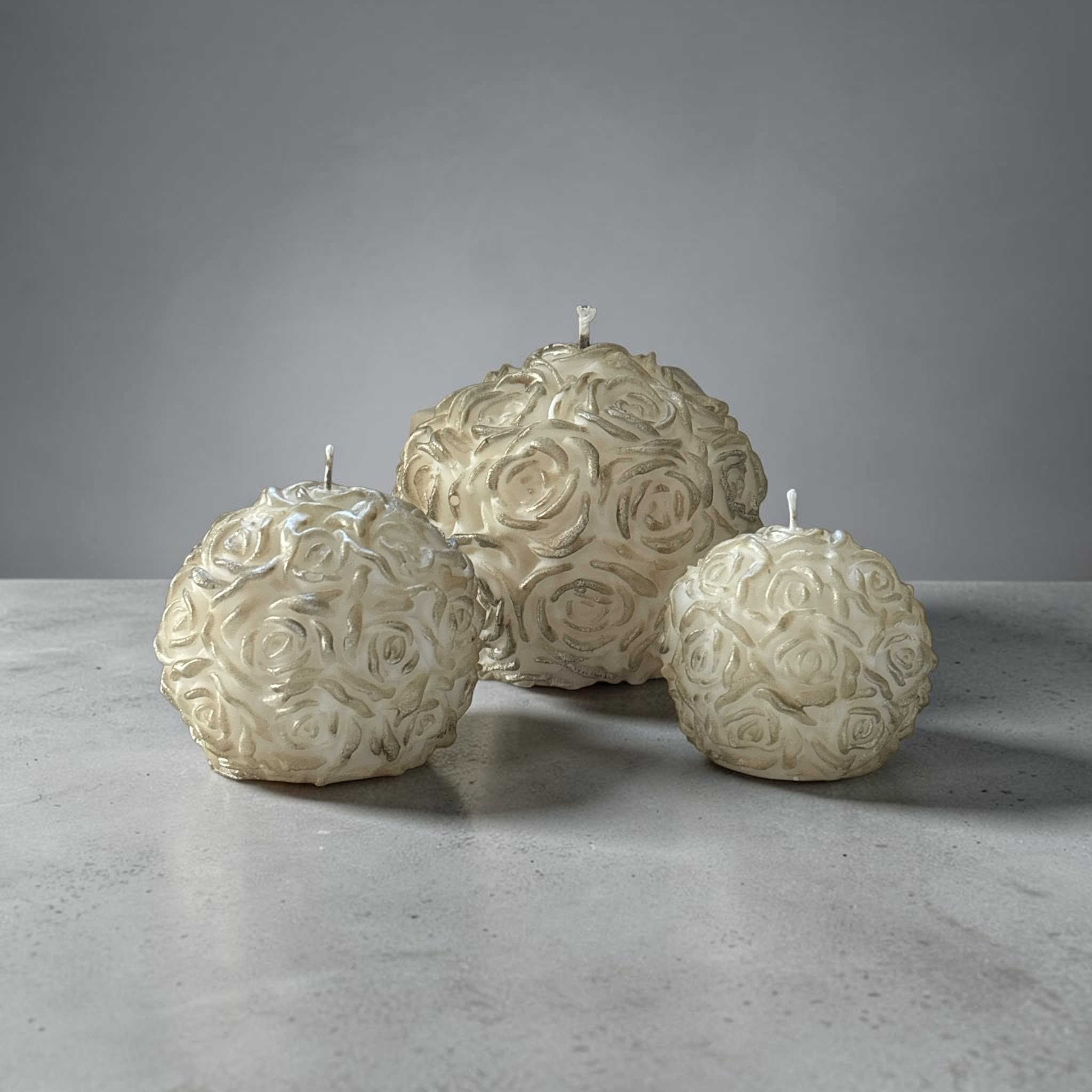 Set Decoratieve Rozenkaarsen met Gouden Afwerking – Small, Medium en Large
