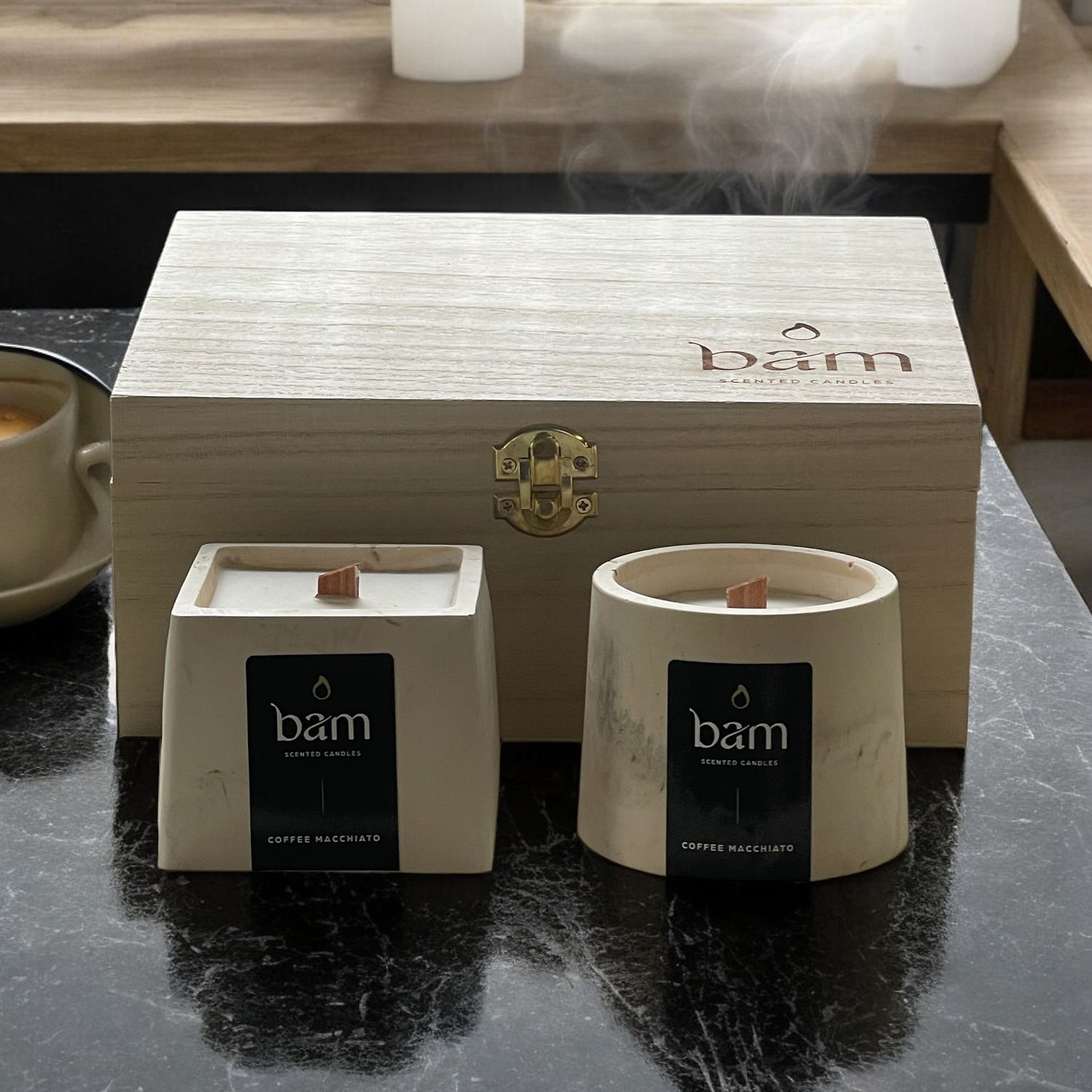 Coffee Macchiato - Houten kist met 2 geurkaarsen