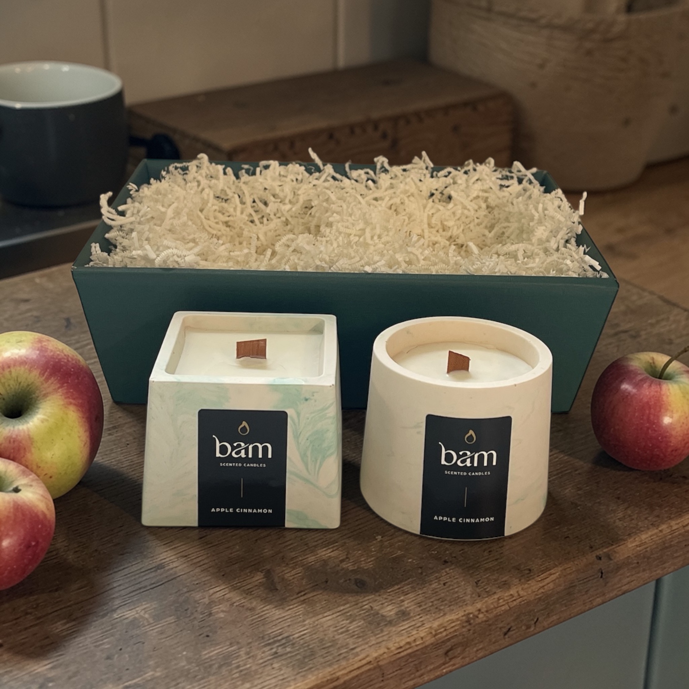Apple Cinnamon - geschenkset met 2 geurkaarsen