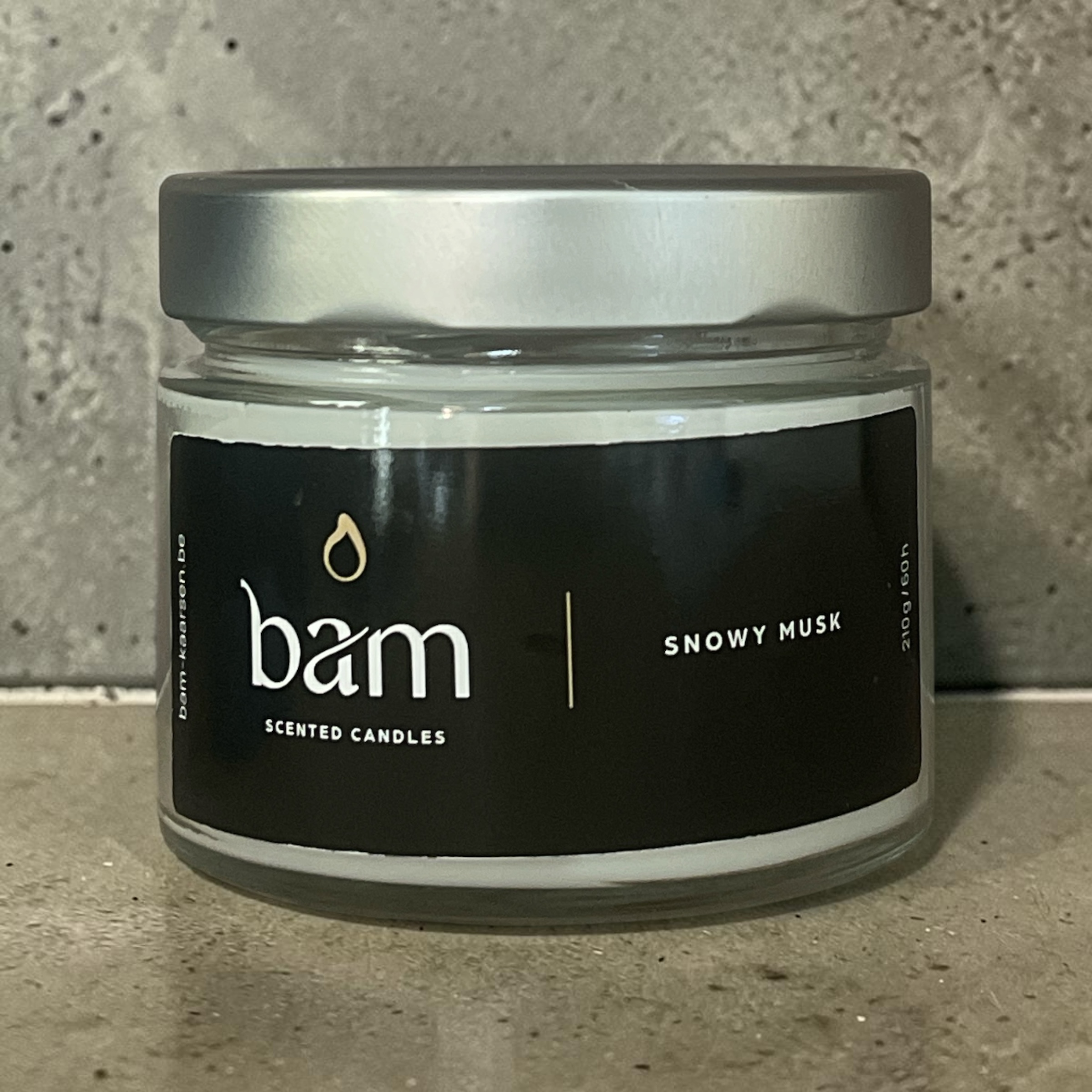 Snowy Musk Scented Candle - Basic Collection Medium
