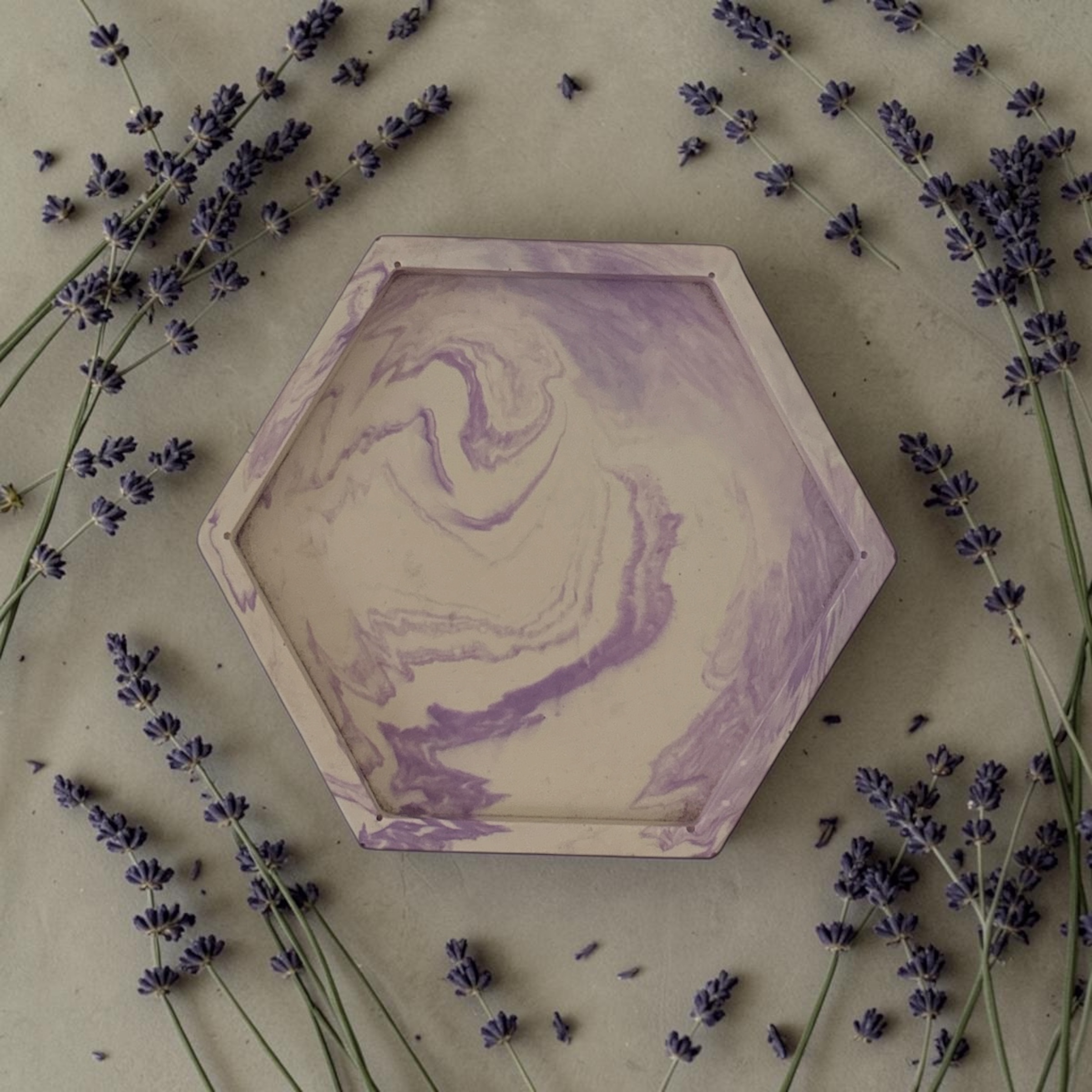 paars gemarmerd zeshoekig schaaltje - lavendel