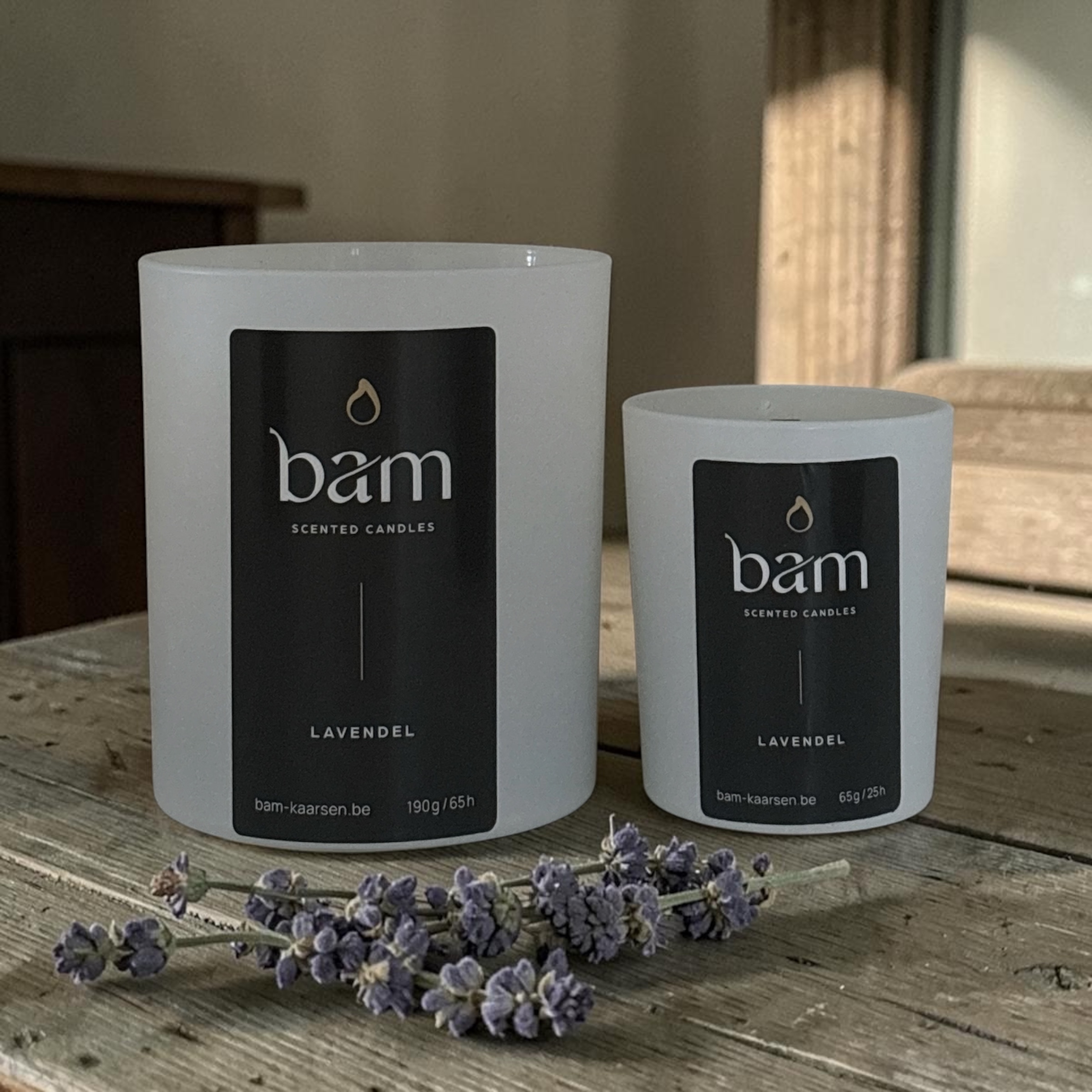 Lavendel Geurkaars – Handgemaakte Kaars met Houten Wiek – White Collection Medium