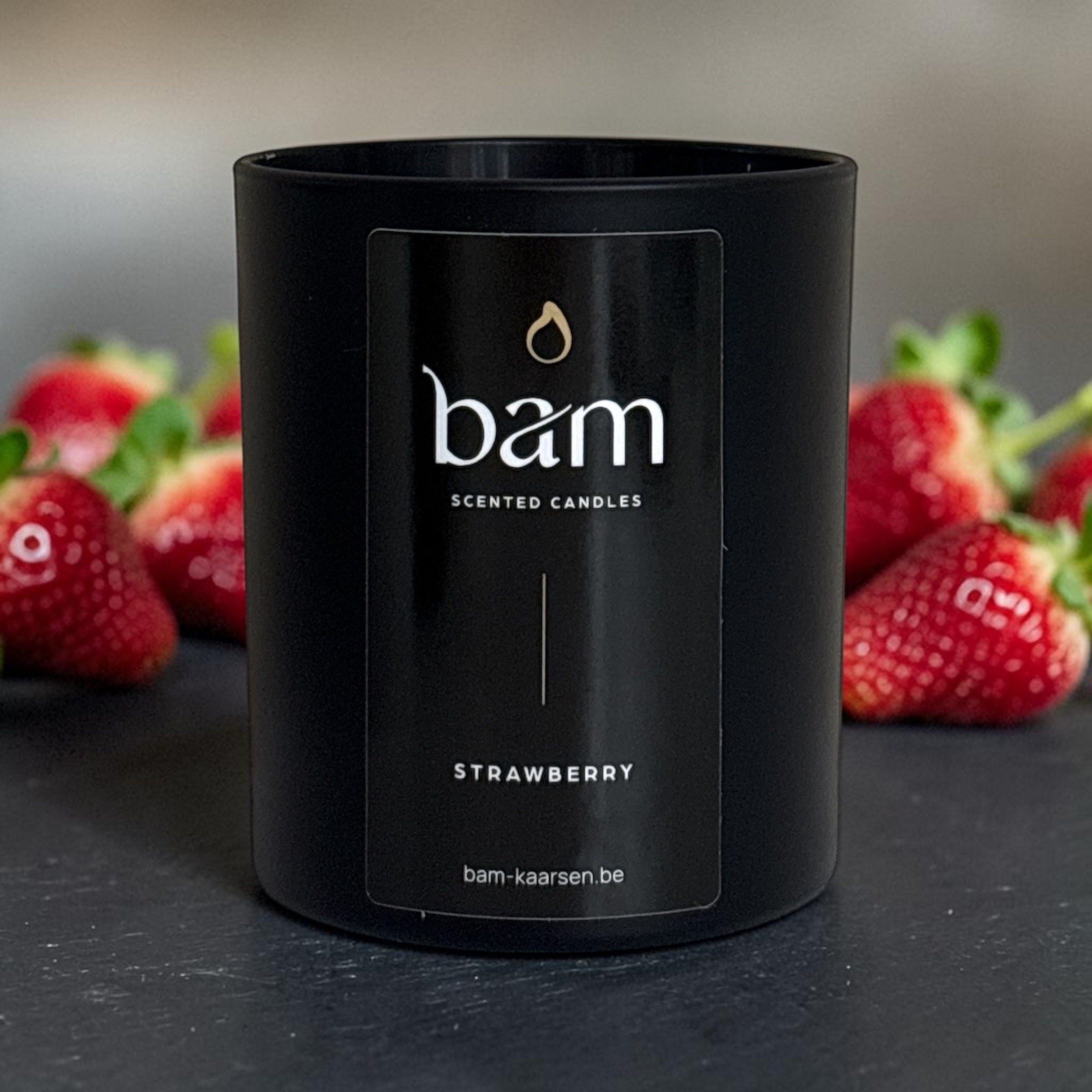 Strawberry Scented Candle - Black Collection Medium