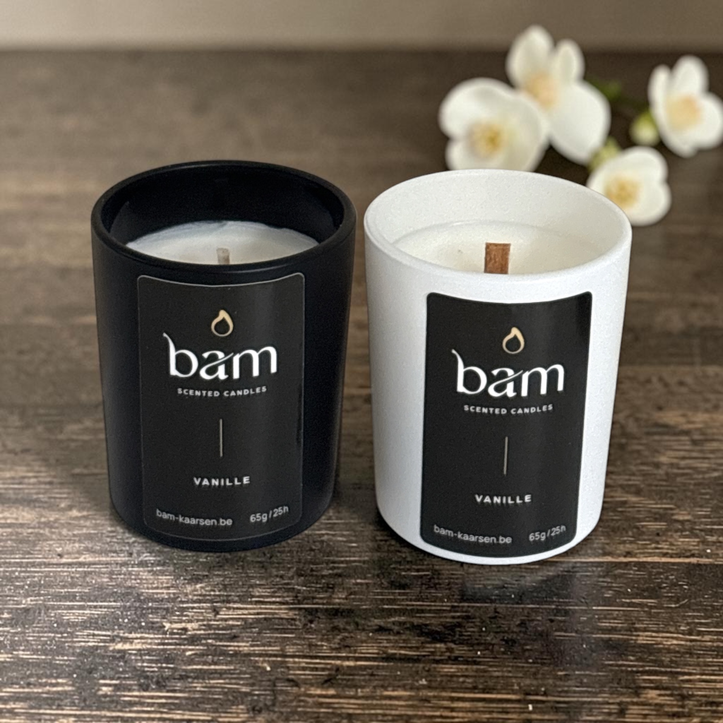 Mini Vanille Geurkaars – Romige Vanille Kaars met Houten Wiek - White Collection Small
