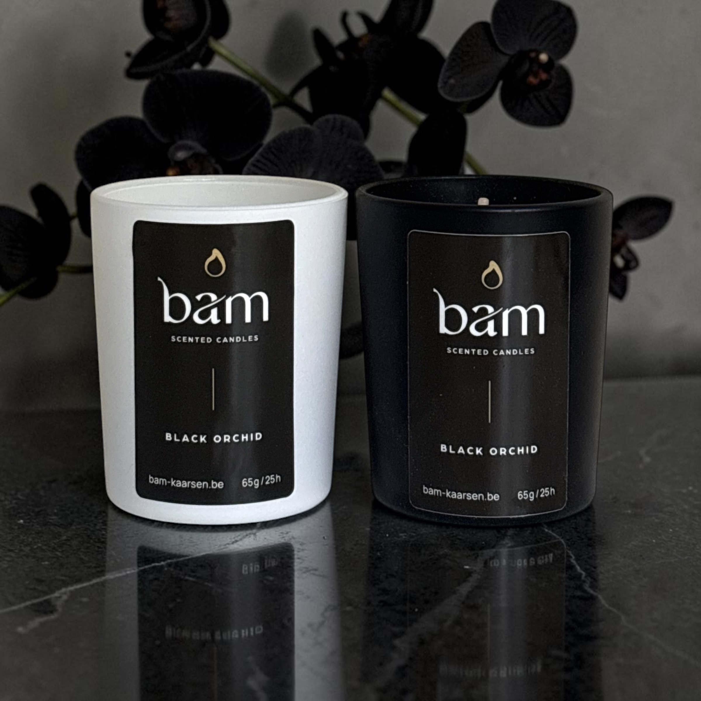 Mini Zwarte Orchidee Geurkaars – Luxe Black Orchid Kaars met Houten Wiek - White Collection Small