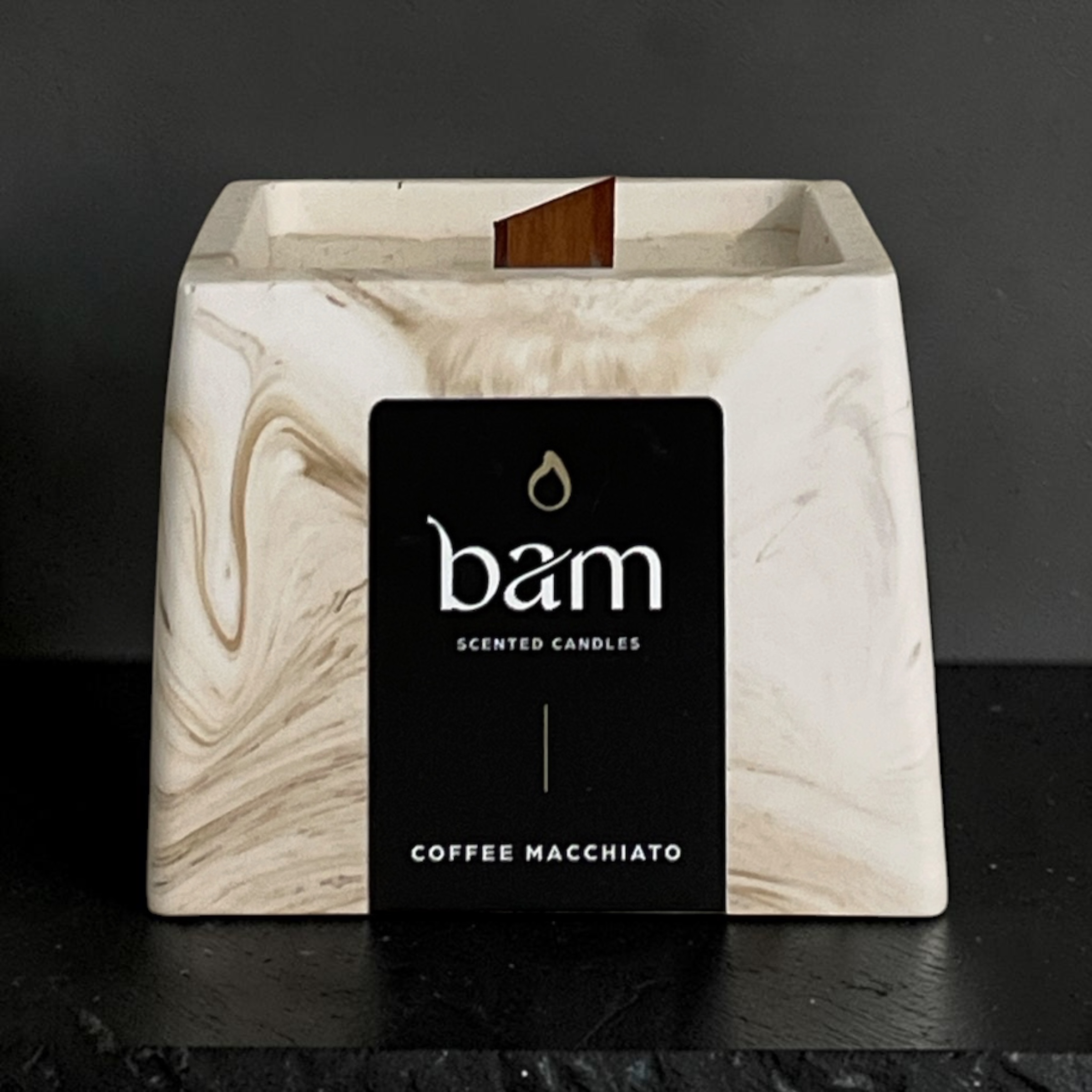 Coffee Macchiato sunflower wax scented candle – beige marbled square jar with wooden wick