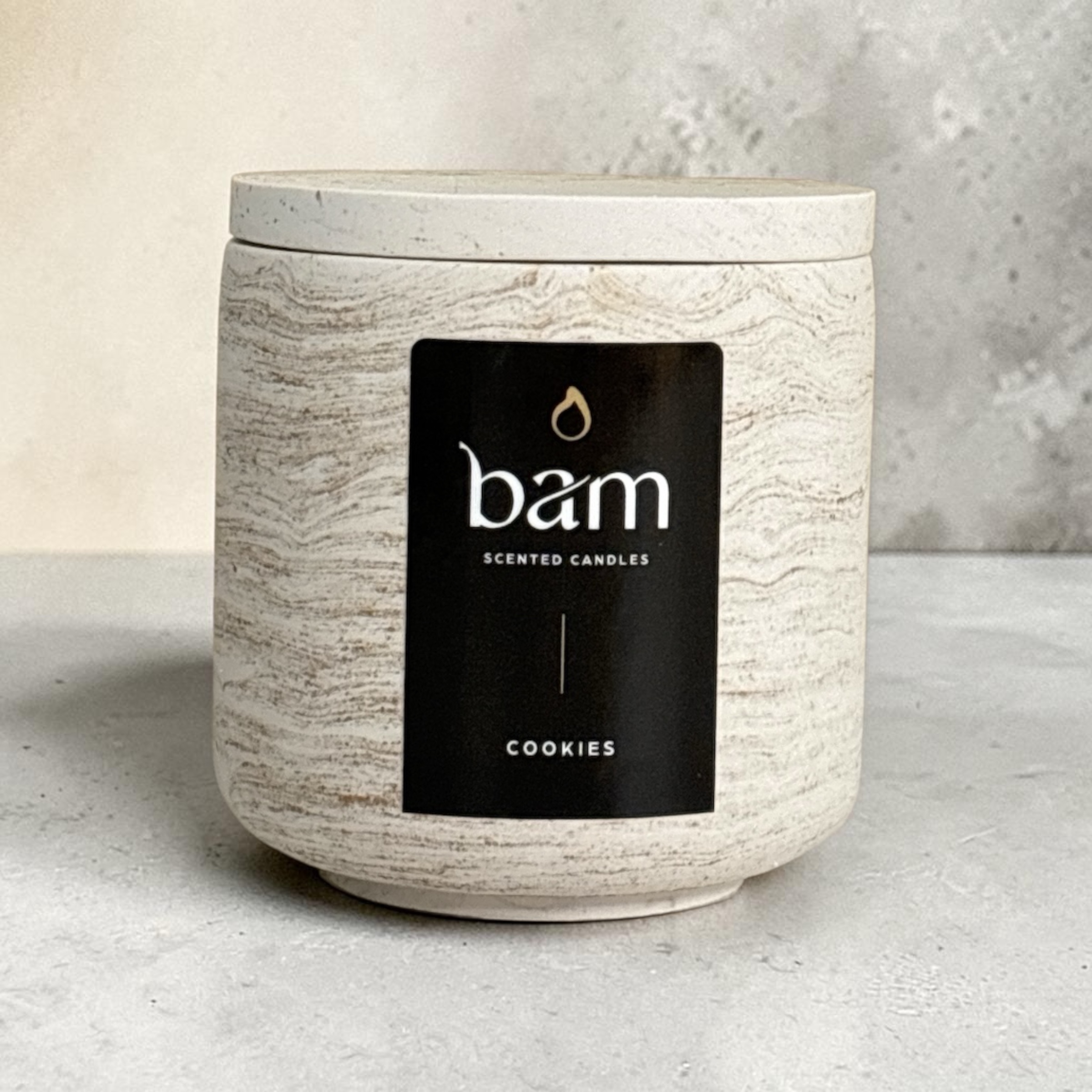 Cookies scented candle made from sunflower wax – gold marbled – Round Collection – 140 g