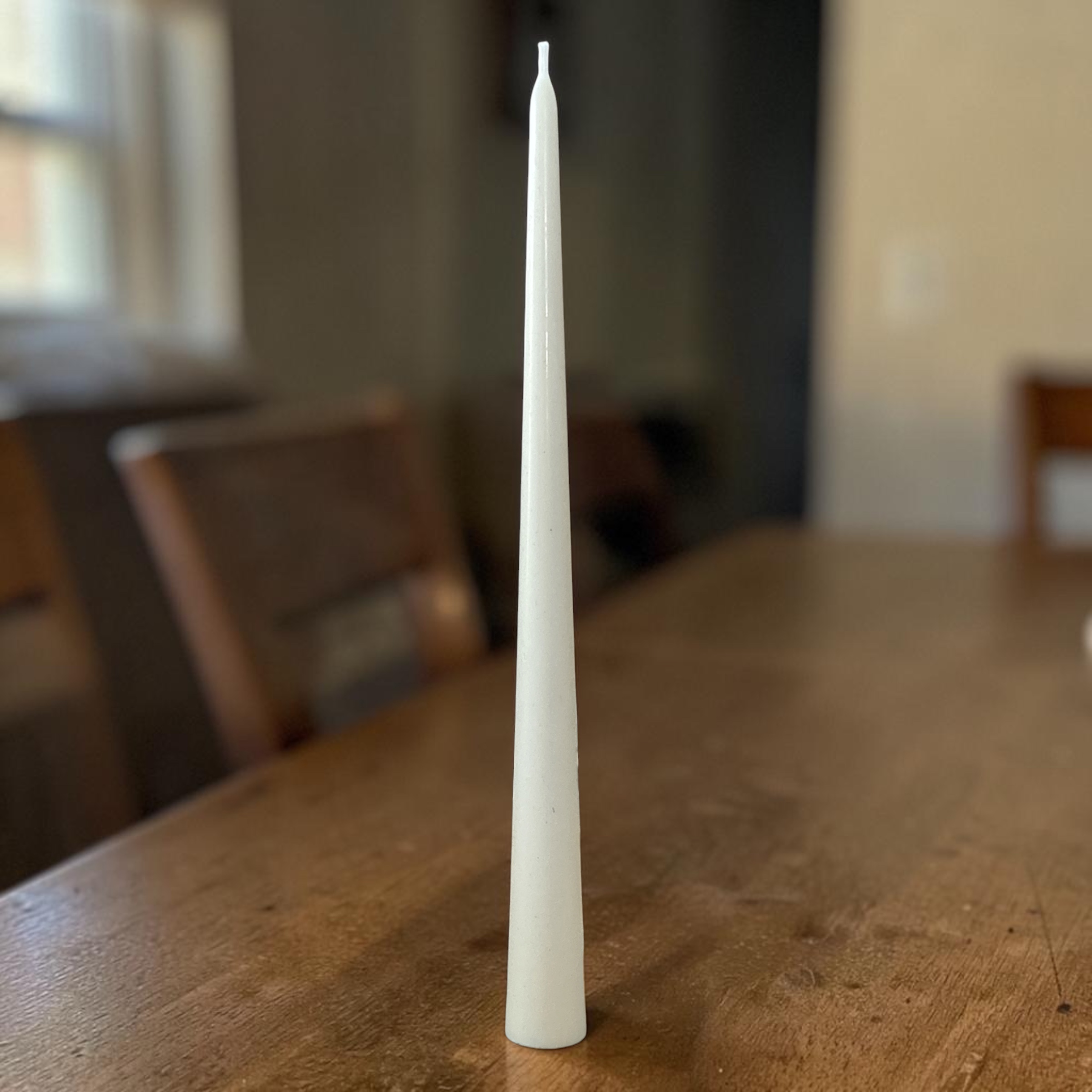 Tapered Dinner Candle in Sunflower Wax 35 cm – Handcrafted Designer Candle – 10 Burn Hours
