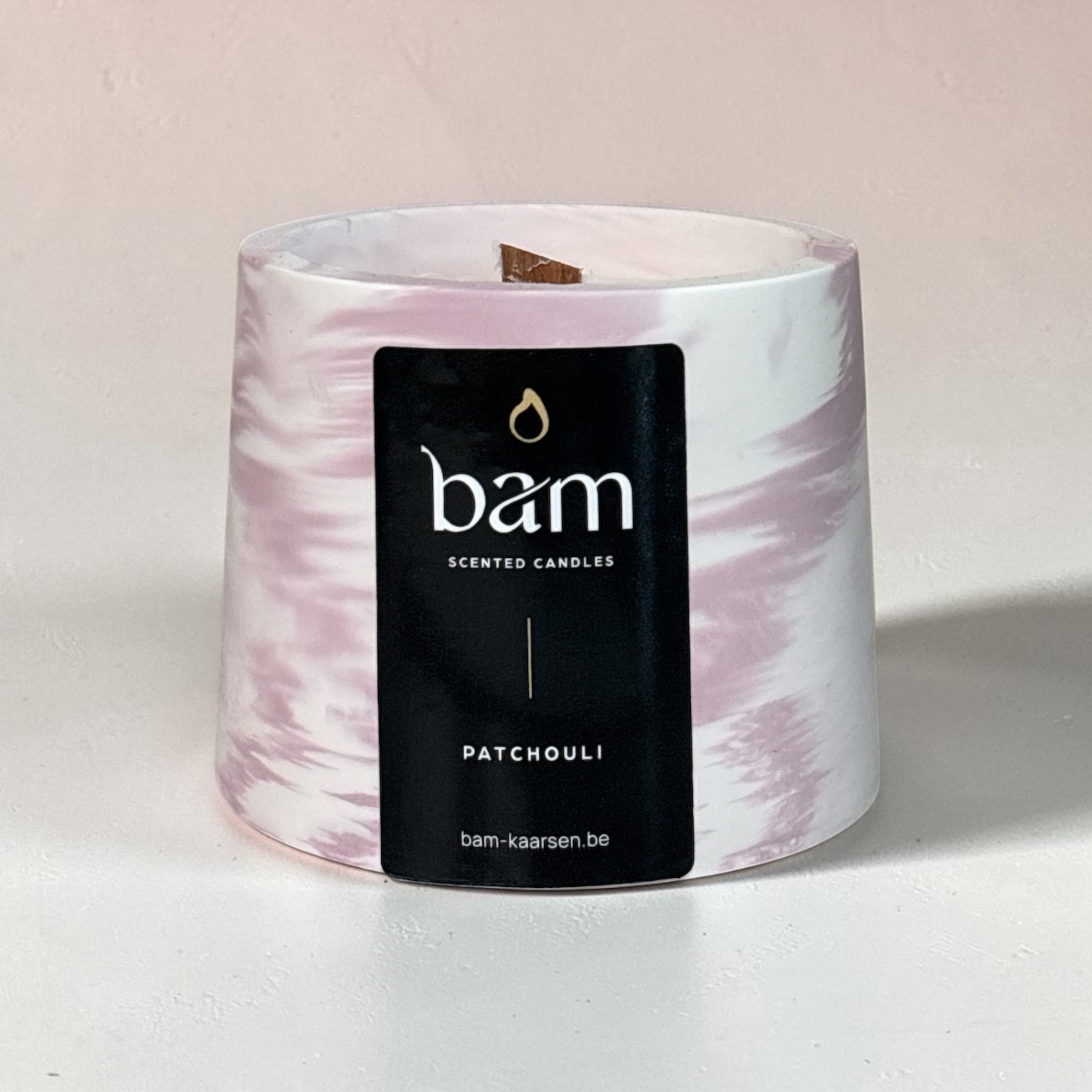 Patchouli Scented Candle with Wooden Wick – Cone Collection – Bordeaux Marbled Handcrafted Jar