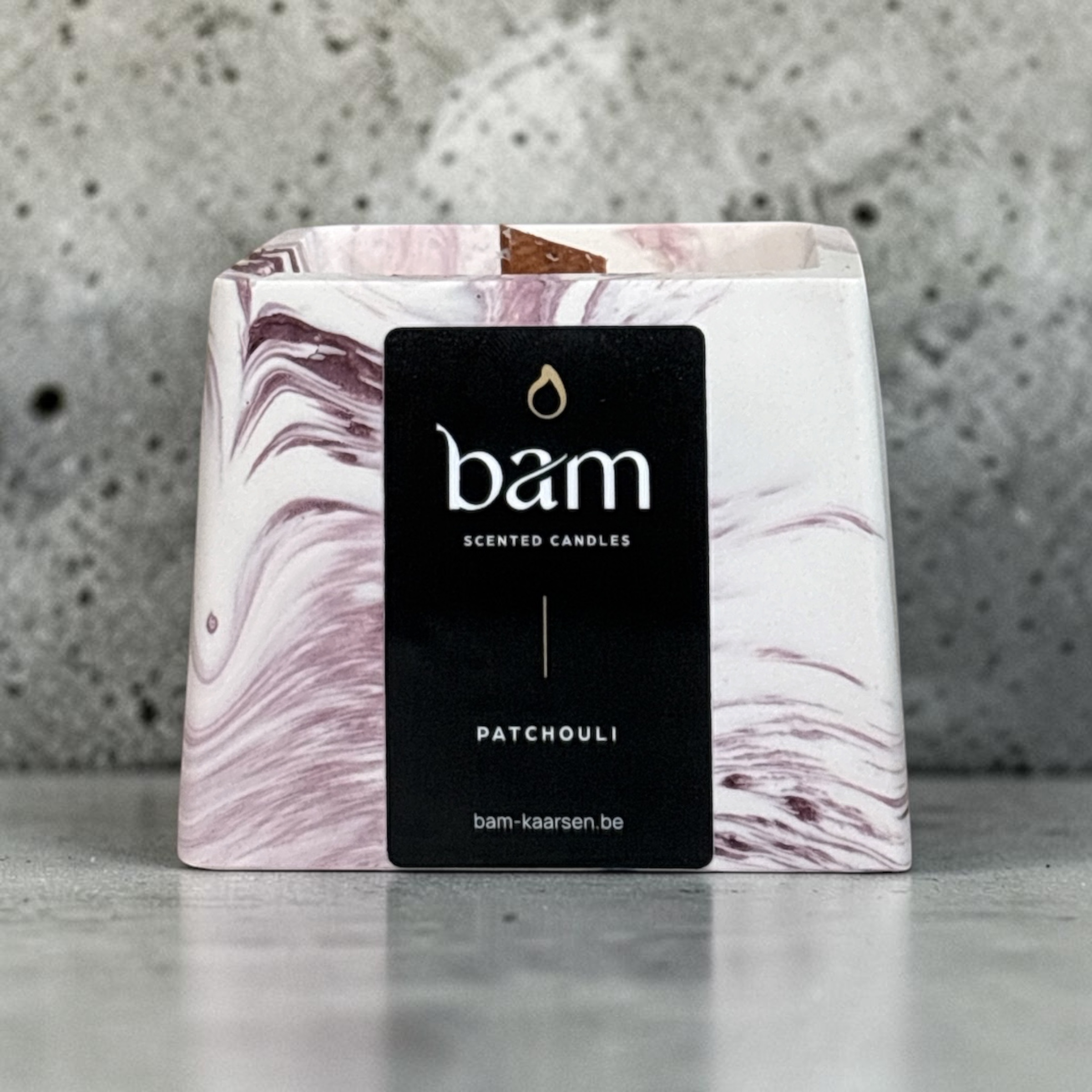 Patchouli Scented Candle – Square Collection – Bordeaux Marbled – Wooden Wick