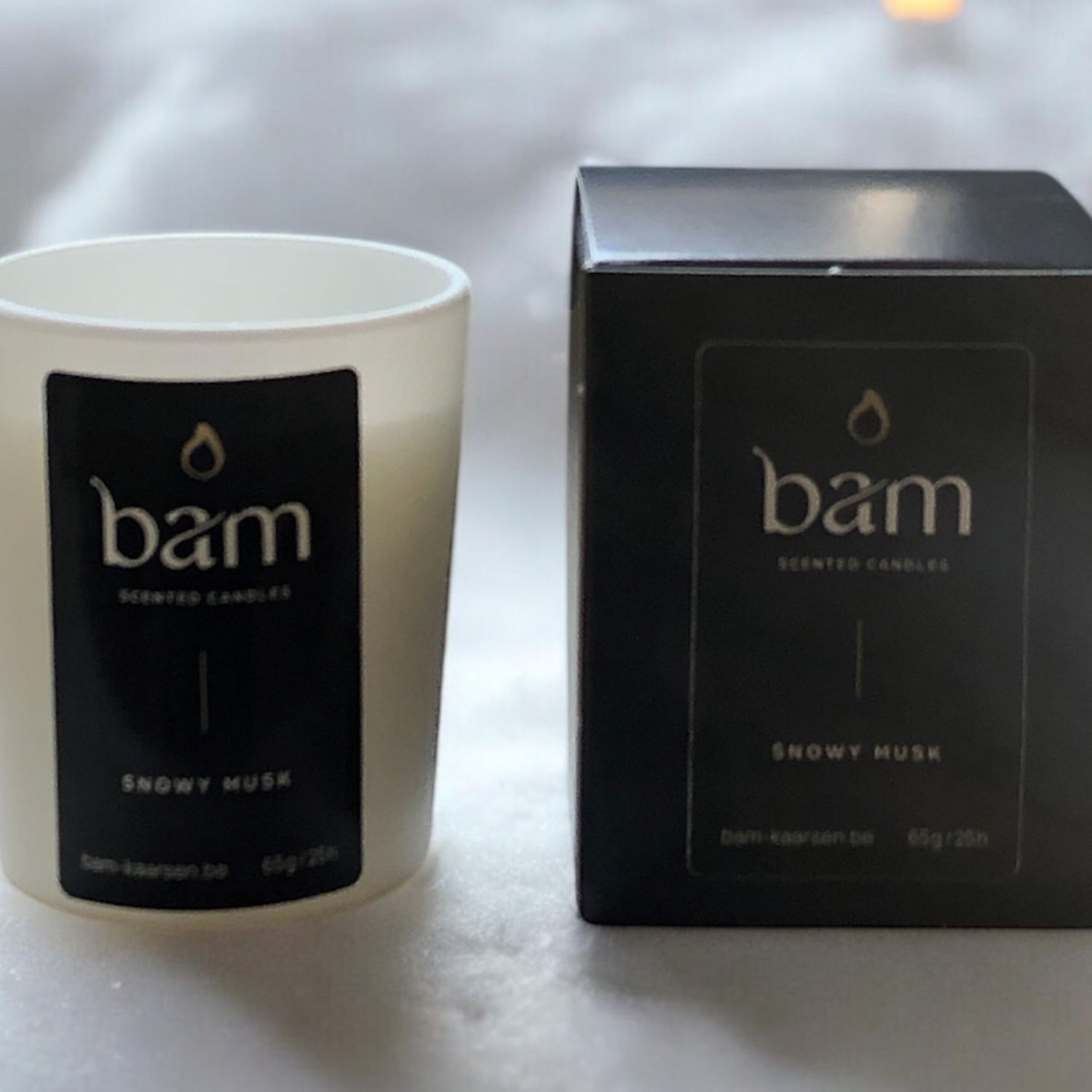 Snowy Musk - White Collection Small met houten wiek