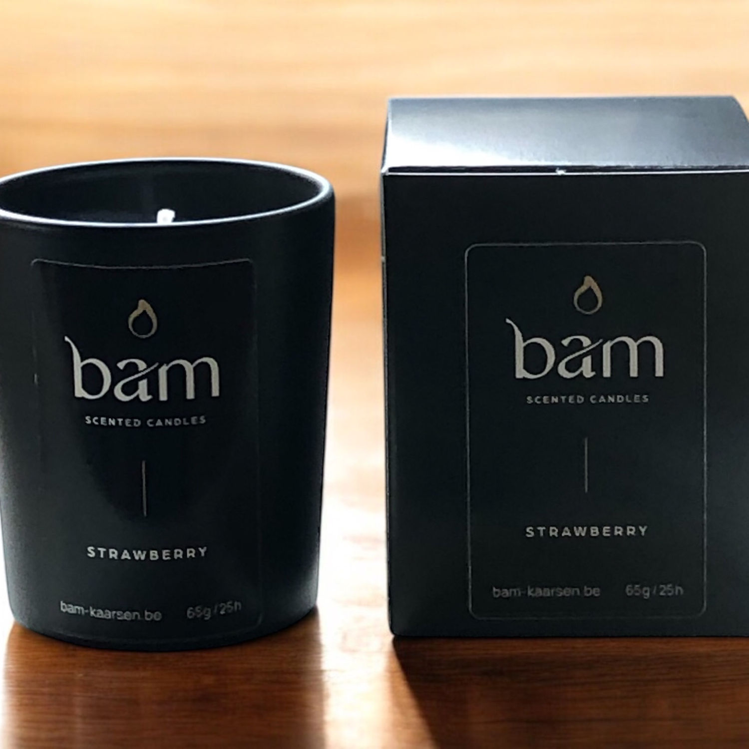 Strawberry - Black Collection Small