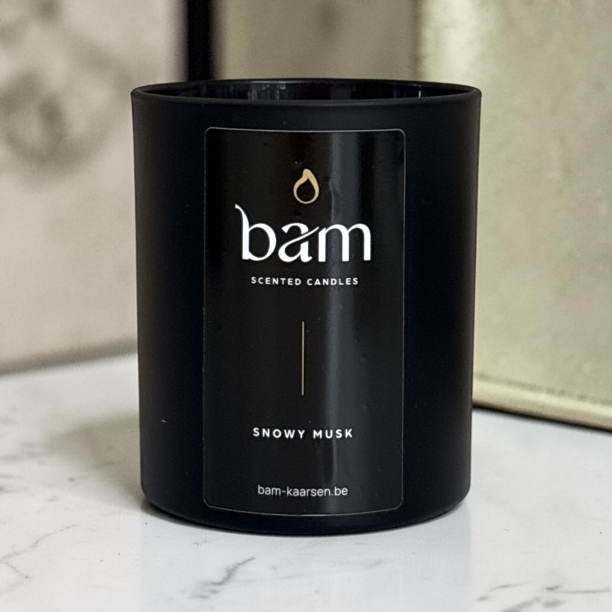 Snowy Musk Geurkaars - Black Collection Medium