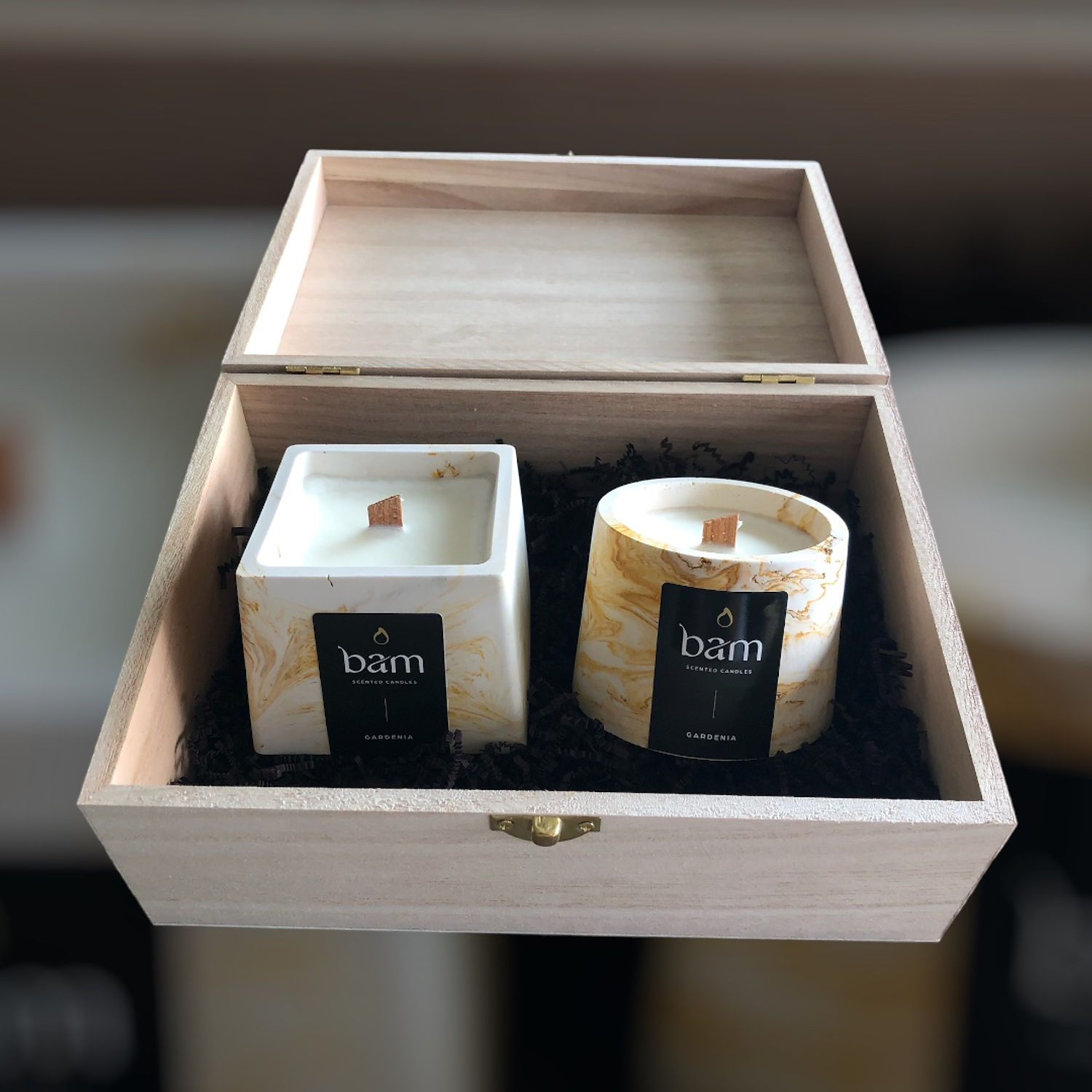 gardenia - houten kist met 2 geurkaarsen